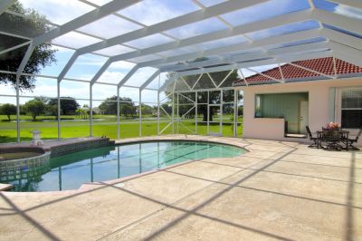 Allow Fresh Air and Sunlight to Enter Your Outdoor Space with a Lanai Screen!